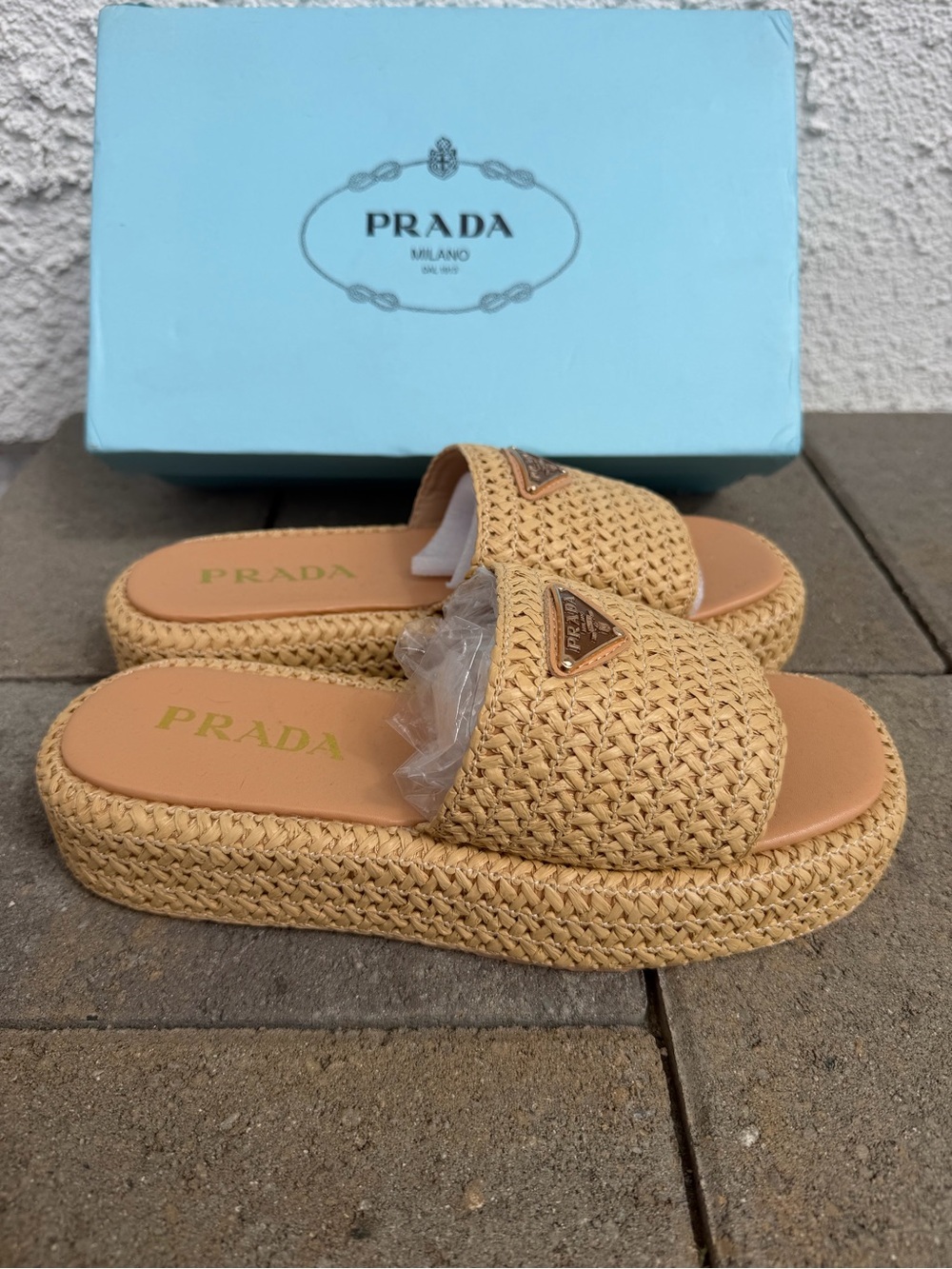 Prada Raffia Slide Sandals in Natural Beige with Gold Logo - Picture 2 of 6